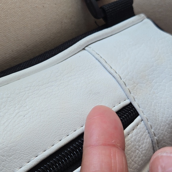 Harry Potter Hedwig Owl Monochrome Mini Backpack - Picture 12 of 17